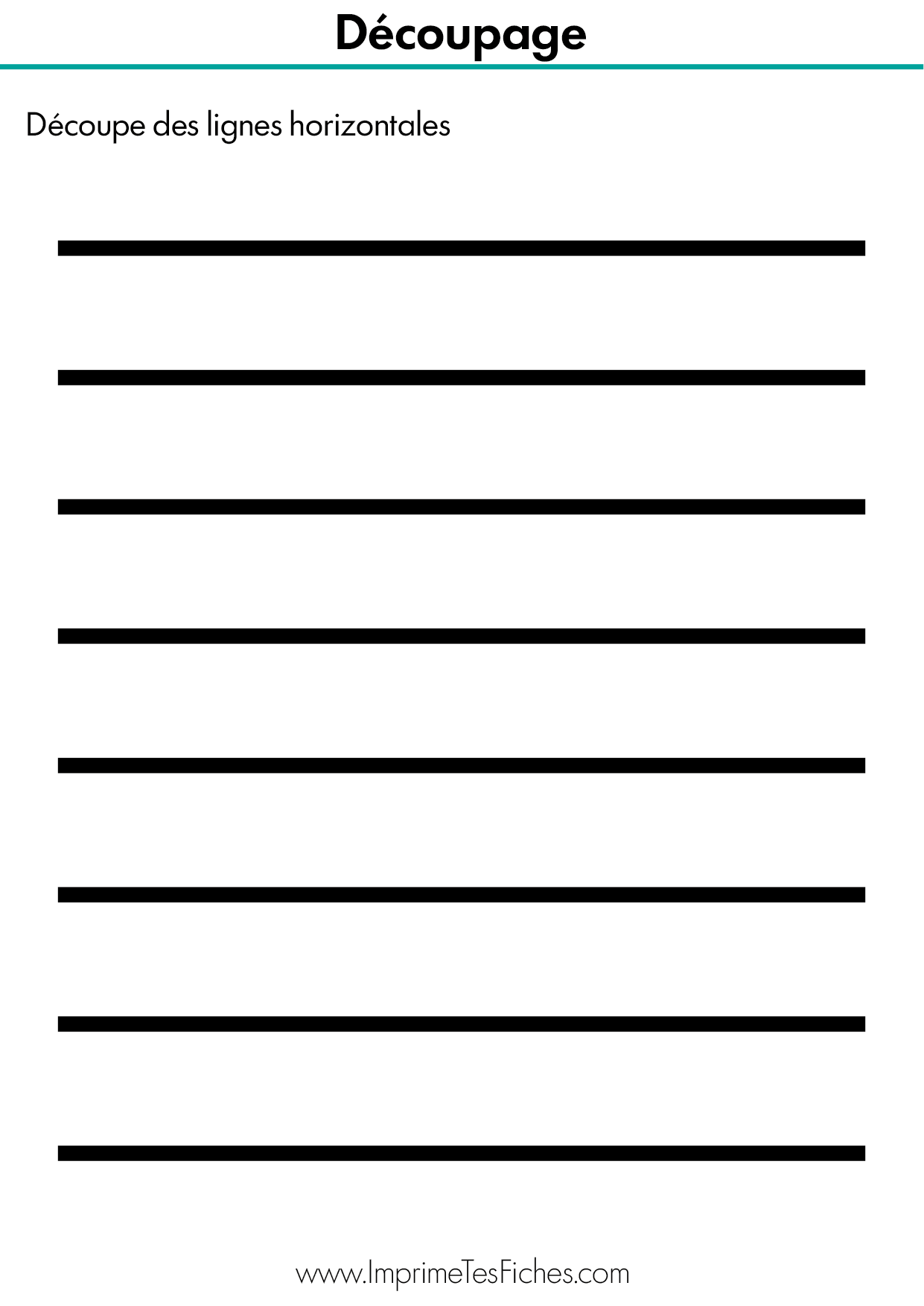Enfant en maternelle pratiquant le découpage de lignes horizontales sur une fiche d'exercice de graphisme